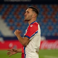 Lucas Pérez deja el Alavés