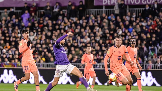 Un Barça a pie de obra