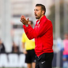 El histórico día en el que Luis García eliminó al Barça