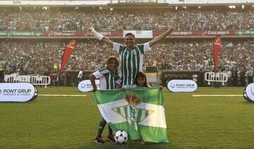 Joaquín en su presentación.