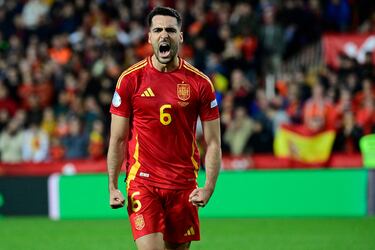 Abre el marcador para España en la tanda de penaltis.