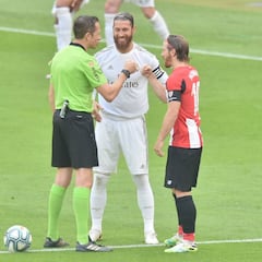 Muniain, al árbitro: "Ni vosotros os aclaráis. Toda la puta vida igual y lo que queda"