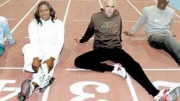 <b>ESTRELLAS. </b>Desde la izquierda, Hasna Benhassi, Maria Mutola, Reyes Estévez y Francis Obikwelu.