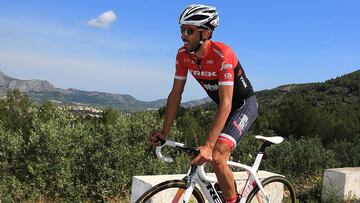 Alberto Contador corriendo con el Trek Segafredo. 