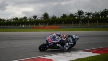 Las interrupciones por la lluvia no han frenado a Lorenzo.