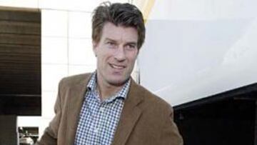 <B>A LA ESPERA. </B>Laudrup espera que el Getafe resuelva su contrato con Schuster para firmar el contrato.