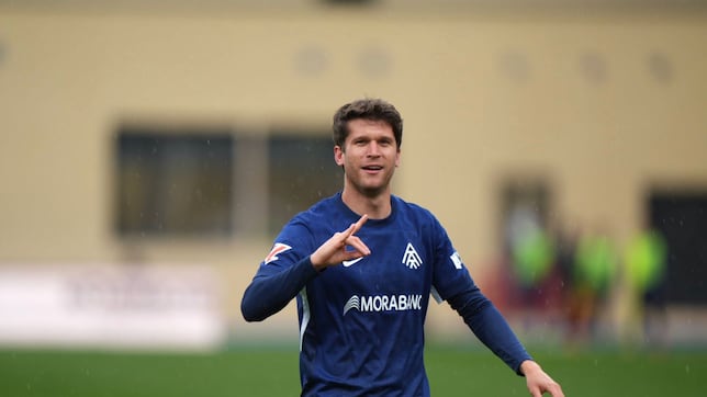 Villahermosa hace magia y Cardona saca la victoria de la chistera