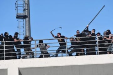 Batalla campal antes de la final de la Copa de Grecia