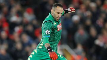 David Ospina durante el partido entre Liverpool y Napoli en Anfield por la última fecha de la fase de grupos de la Champions League