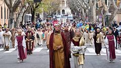 Figurants in traditional clothes of the Living Nativity, walk from the Basilica of St John Lateran, following the itinerary of the Corpus Christi procession, to the Papal Basilica of St Mary Major where the scene of the Nativity of the Child Jesus is depicted.