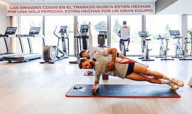 Le Normand y Nacho en el gimnasio.
