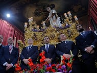Del Nido Carrasco, durante la ofrenda floral en San Benito.
