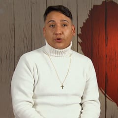 ‘First Dates’: un soltero se marca un ‘Shakira’, se besa con su cita y le pide volver a su ex