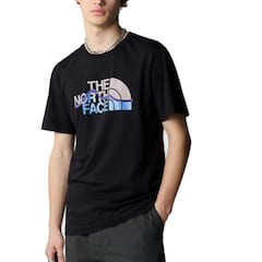 Esta camiseta de The North Face es la mejor aliada para los fans del senderismo hasta cuando el verano aprieta