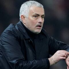 Mou sigue poniendo excusas tras dejarse puntos ante el Arsenal