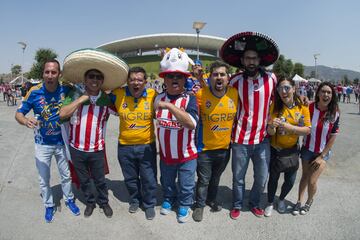 Los aficionados ya calientan el previo a la Final del Clausura 2017 que se disputará en el Estadio Chivas