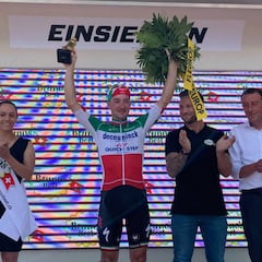 Elia Viviani repite triunfo y Peter Sagan mantiene el liderato