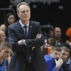 Aíto García Reneses: "Nos sentimos bien jugando en casa"