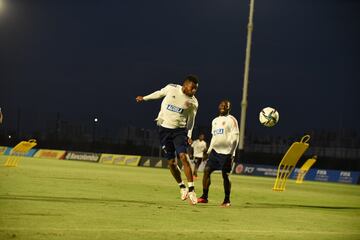 Los dirigidos por Reinaldo Rueda tuvieron su tercer día de prácticas. En la mañana hicieron trabajo de campo mientras que en la tarde se realizó gimnasio y trabajo en cancha.