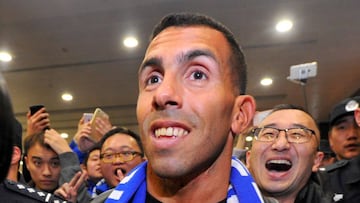 Tévez vuelve a sonreír en China