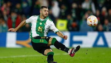 Guido Rodriguez of Real Betis  during the Copa del Rey match, round of 16, between Real Betis and CA Osasuna played at Benito Villamarin Stadium on January 18, 2022 in Sevilla, Spain. (Photo by Antonio Pozo / Pressinphoto / Icon Sport)