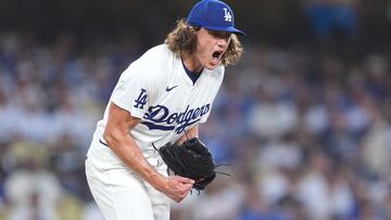 LOS ANGELES, CALIFORNIA - JULY 05: Tyler Glasnow #31 of the Los Angeles Dodgers reacts after allowing bases to be loaded against the Milwaukee Brewers during the fourth inning at Dodger Stadium on July 05, 2024 in Los Angeles, California. Michael Owens/Getty Images/AFP (Photo by Michael Owens / GETTY IMAGES NORTH AMERICA / Getty Images via AFP)