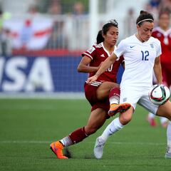 England international Lucy Bronze joins Barcelona on two-year deal