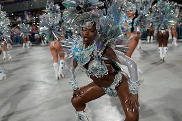 El Carnaval de Río de Janeiro es uno de los mayores eventos a nivel mundial. La calles del país sudamericano se llenan de colorido y fiesta para celebrar esta festividad.