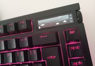 Razer BlackWidow V4 Pro 75% análisis review