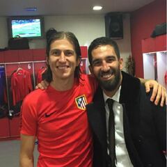 Filipe Luis a Arda en Instagram: "Te echo de menos amigo"
