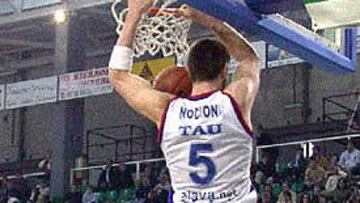 <b>31 PUNTOS</b>. El alero del Tau consiguió un total de 31 puntos, que igualan la máxima anotación de la temporada, compartida hasta esta jornada por Perasovic y Slanina.