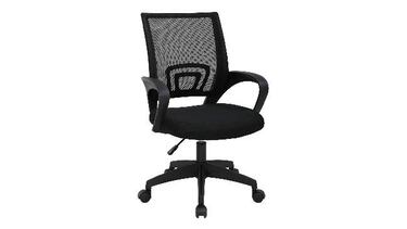 Con ruedas y altura ajustable: teletrabaja con la silla de oficina ms vendida en Amazon