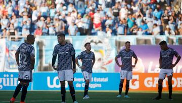 Futbol, Ohiggins vs Colo Colo.
Fecha 2, campeonato Nacional 2023.
Los jugadores de Colo Colo lamentan el gol de Ohiggins durante el partido de primera division disputado en el estadio El Teniente en Rancagua, Chile.