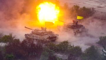 The South Korean army's K-2 tanks fire during South Korea-U.S. joint military drills at Seungjin Fire Training Field in Pocheon, South Korea May 25, 2023.  South Korean Defence Ministry/Yonhap via REUTERS ATTENTION EDITORS - THIS IMAGE HAS BEEN SUPPLIED BY A THIRD PARTY. NO RESALES. NO ARCHIVES. SOUTH KOREA OUT. NO COMMERCIAL OR EDITORIAL SALES IN SOUTH KOREA