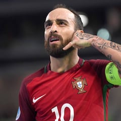 Ricardinho, show y póquer para la historia: Portugal arrasó
