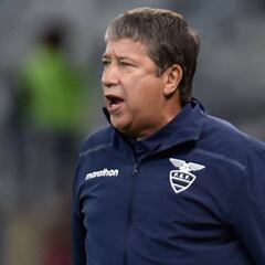 Selección de Ecuador ratifica a Hernán 'Bolillo' Gómez