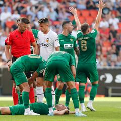 Bigas deja Mestalla noqueado y en camilla