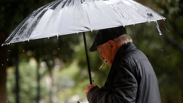 Jaime Leyton sorprende con su nuevo pronóstico de lluvia para Santiago: “Un poquito tropical”