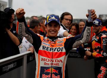 La pole de Márquez bajo la lluvia en Motegi