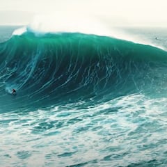Así es un invierno persiguiendo las olas gigantes de El Niño