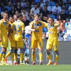 El Nápoles se aleja de Europa