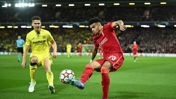 Luis Díaz durante el partido entre Liverpool y Villarreal por la ida de la semifinal de Champions League.