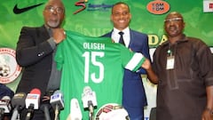 Dutch club Fortuna Sittard sacks former Nigeria coach Sunday Oliseh for ‘inadmissible actions’