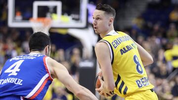 El ex azulgrana Marcus Eriksson será la gran amenaza para el Barça en el perímetro exterior.