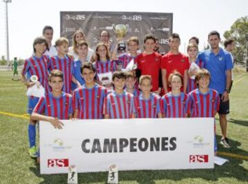 Partido de la final de los Alevines entre el Levante y el Espanyol. 