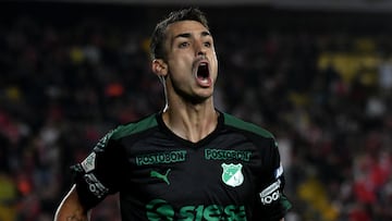 BOGOTA, COLOMBIA - APRIL 20: Juan Ignacio Dinenno of Deportivo Cali, celebrates after scoring a goal of his team, during a match between Millonarios and Deportes Tolima as part of Torneo Apertura Liga Aguila 2019 at Estadio El Campin on April 20, 2019 in Bogota, Colombia. (Photo by Luis Ramirez/Vizzor Image/Getty Images)