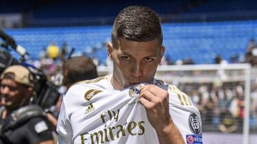 Jovic: "I laughed at loan move reports; Zidane believes in me"