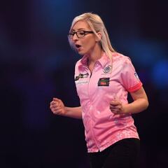 Fallon Sherrock enloquece a Inglaterra con otra victoria