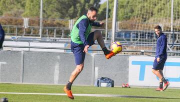 Novedades, ausencias y dudas en el segundo entrenamiento