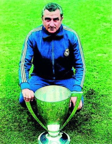 LAS FRASES DEL AÑO.
"Antes decían que ganábamospor los extranjeros. Ahora, que en el país de los ciegos..." Miguel Muñoz, tras ganar el 14º título de Liga con el Real Madrid y renovar un año más.